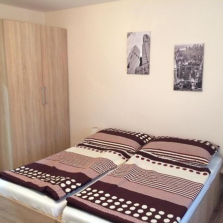 Sunny Apartman Štúrovo Exteriér fotografie