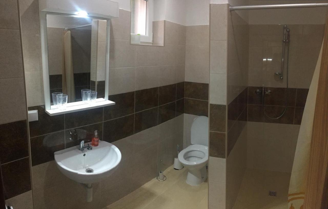 Sunny Apartman Štúrovo Exteriér fotografie