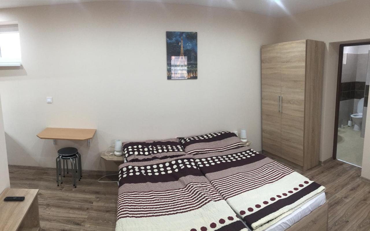 Sunny Apartman Štúrovo Exteriér fotografie