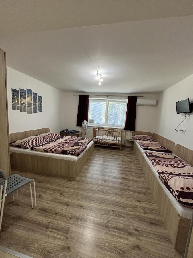 Sunny Apartman Štúrovo Exteriér fotografie